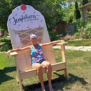 Meet your Posher, Carolyn